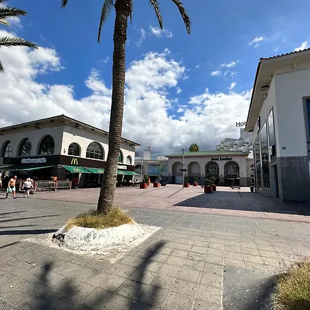 Torres De Yomely - Y4b Playa de las Americas (Tenerife)