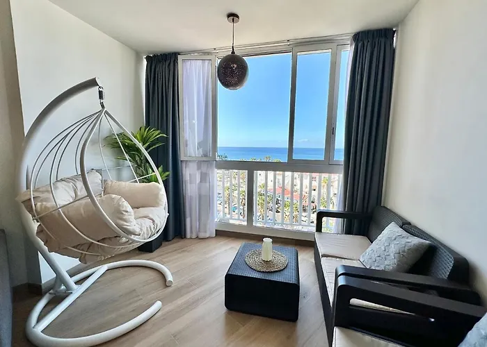 Torres De Yomely - Y4b * Playa de las Americas (Tenerife)