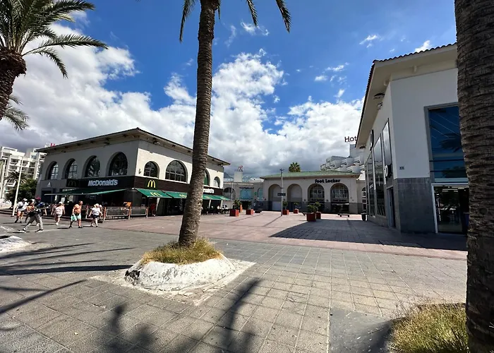 Torres De Yomely - Y4b Playa de las Americas (Tenerife)